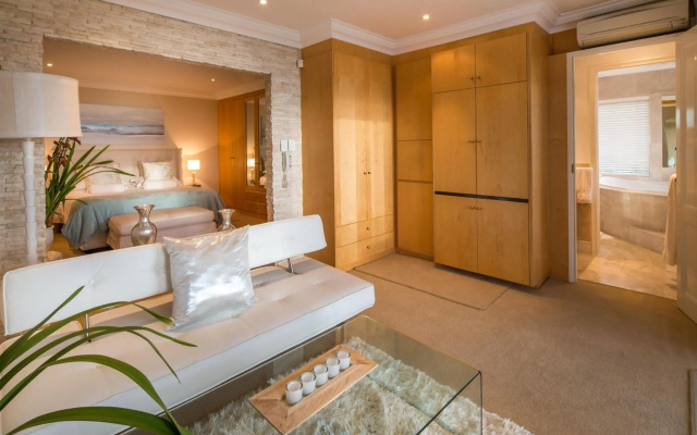 Atlantique Villa Camps Bay 4-Bedroom Luxury Villa