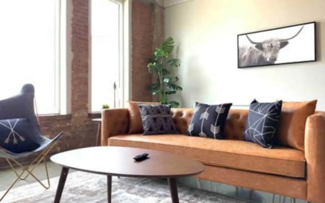 Downtown Luxury Lofts By RBA Living