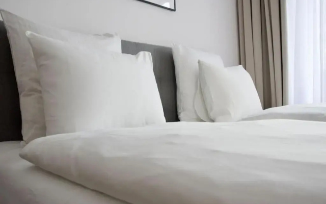 Premium Apartment by Hi - Central 2 BR - best view