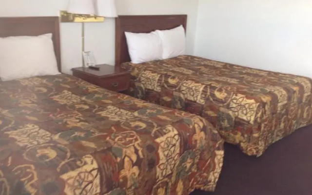 Colonial Inn