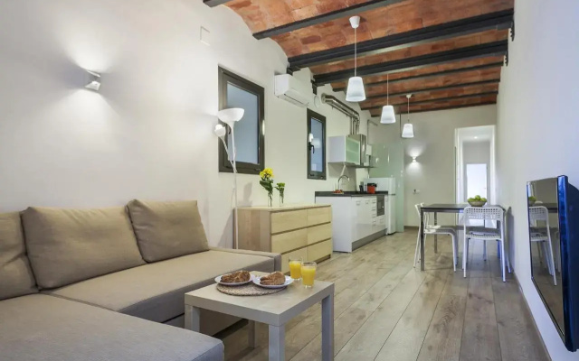 Fira Apartments