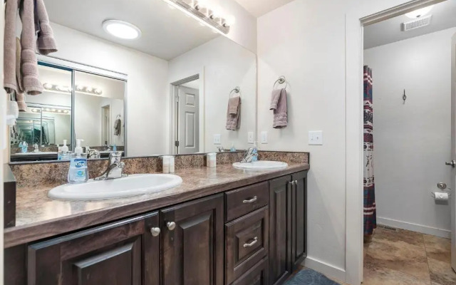 Rim Village Vista Unit 10 A7 2