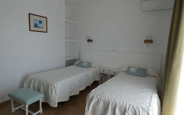 Hostal Port Fornells - Adults Only