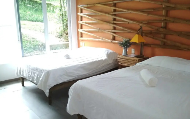 Hotel & Cabañas amara Café