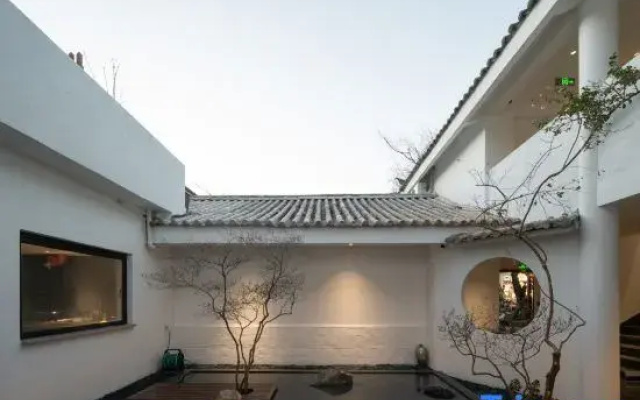 Mitang · Shijing Song's Aesthetic Homestay (Shuhe Old Town)