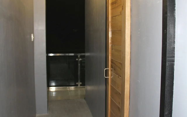 Boracay Box & Ladder Hostel