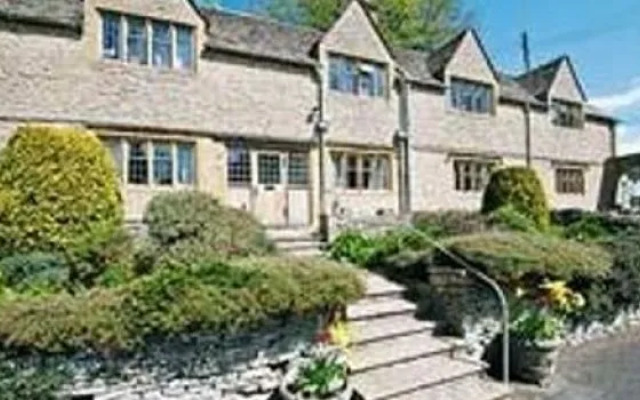 Snowshill Hill Estate B&B