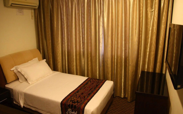 Royal Hotel