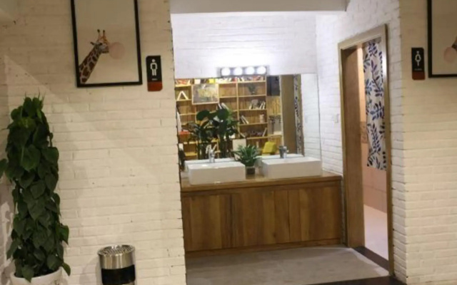 Qingshui Hotel