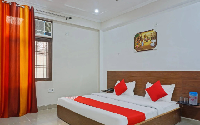 OYO 37169 Hotel Quadis