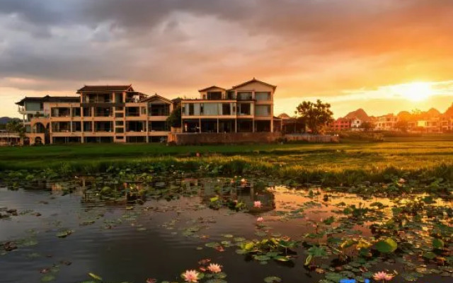 Muke Qianxun Lakeside Vacation Apartment (Puzhehei)