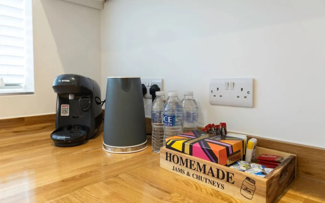 Host Stay Downland Studio