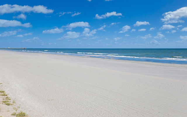 Sands Beach Club 120