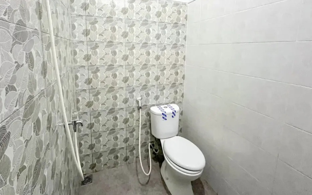Kusuma Guest House Jombang RedPartner near Station Jombang