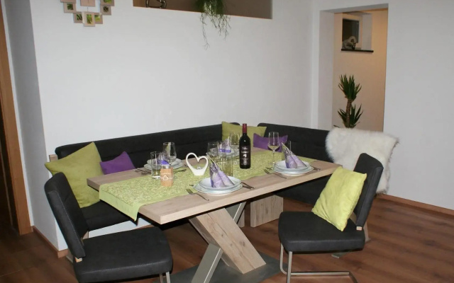 Sonnen-Appartement Heidi