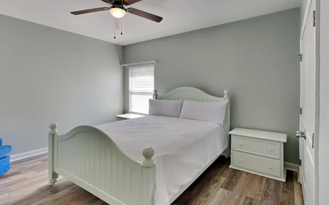 Destin Breeze by Southern Vacation Rentals