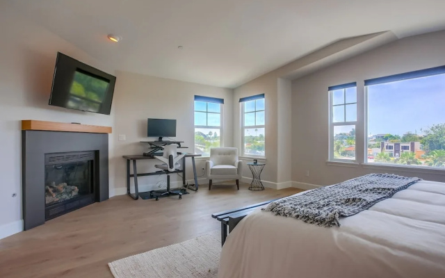 North Shore 5 Bedroom Home