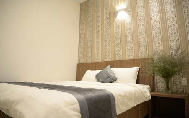 Amis Hotel