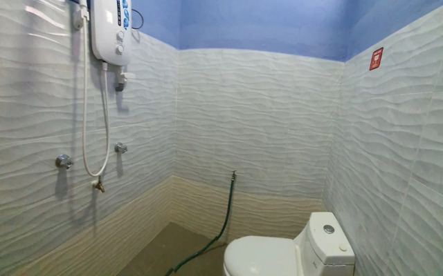 Penginapan Wahee by Oyo Rooms