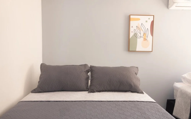 Penthouse con Piscina Privada El Laguito