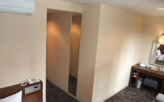 Center Hotel Toyota