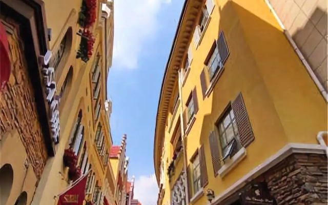 Tujia Sweetome Vacation Rentals
