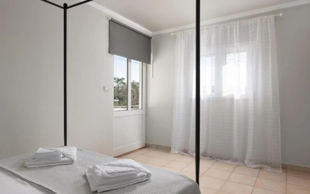Villa - 1st Floor