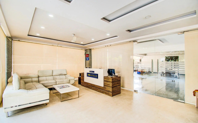 FabHotel Pearl City HiTech City