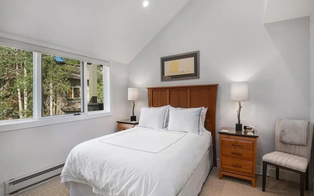 Coldstream Townhome 15