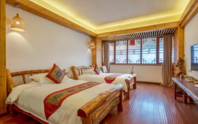 Longji Longshang Inn|Retire Ridge Inn | Longji Terrace Seven Stars with Moon Observation Deck)