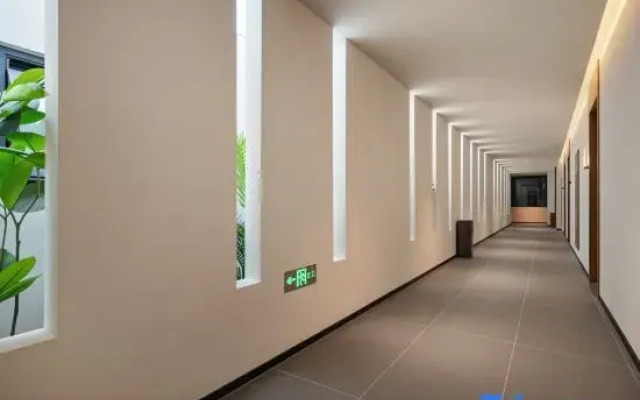 Yile Hotel
