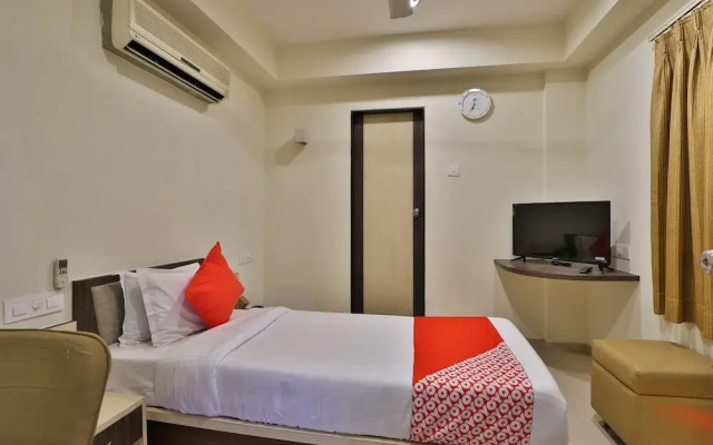 Hotel Galaxy Residency by OYO Rooms