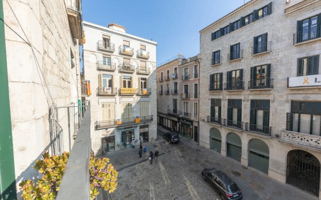 Bravissimo Plaça Del VI
