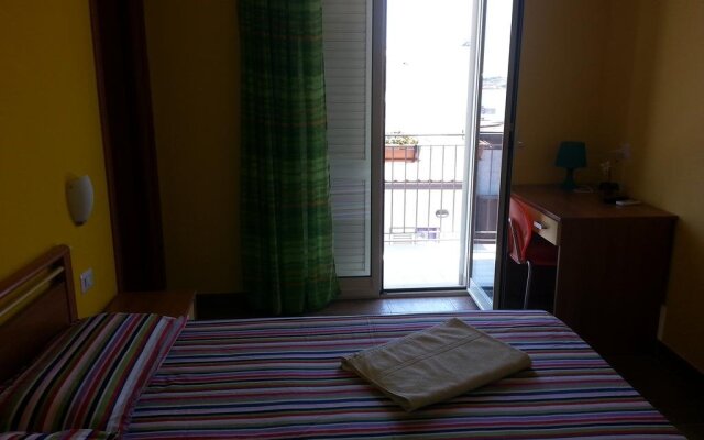 Отель B&B Naxos Mare Джардини Наксос комната для гостей