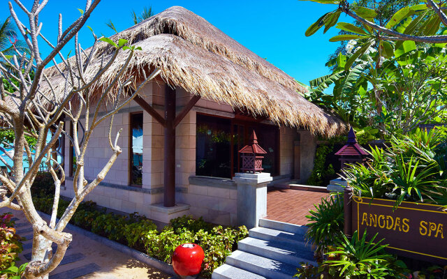 Отель Nora Beach Resort & Spa вид на фасад