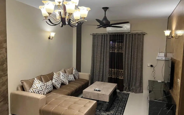 Super Deluxe three bedroom apartment