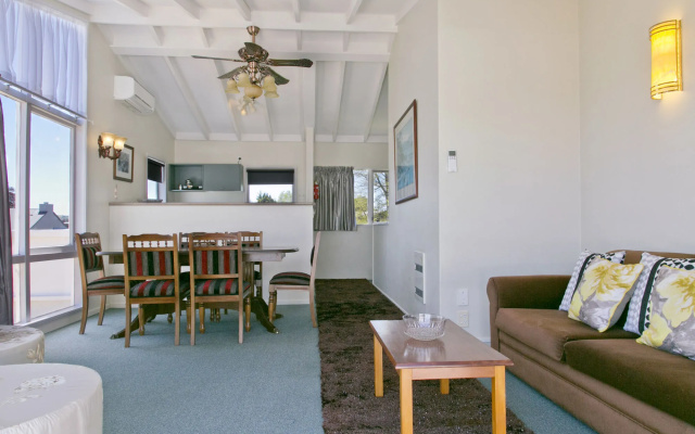 Taupo Thermal Motel & Spa - Adults Only