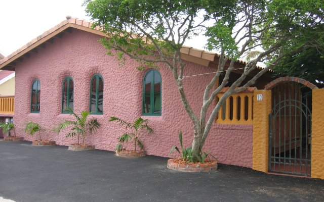 Flamboyant Garden Villas in Oranjestad, Aruba from 144$, photos, reviews - zenhotels.com hotel front