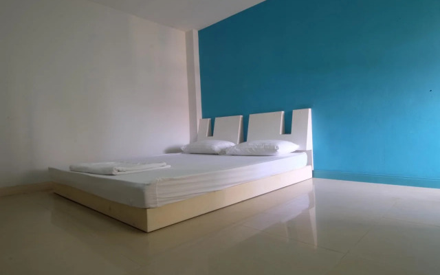 Silpsuvarnabhumi Apartment