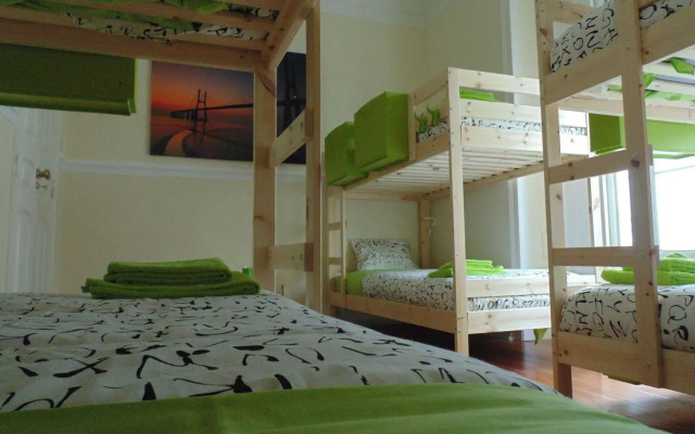 We Love Hostel