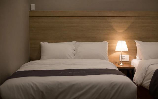 Hotel Two - Y