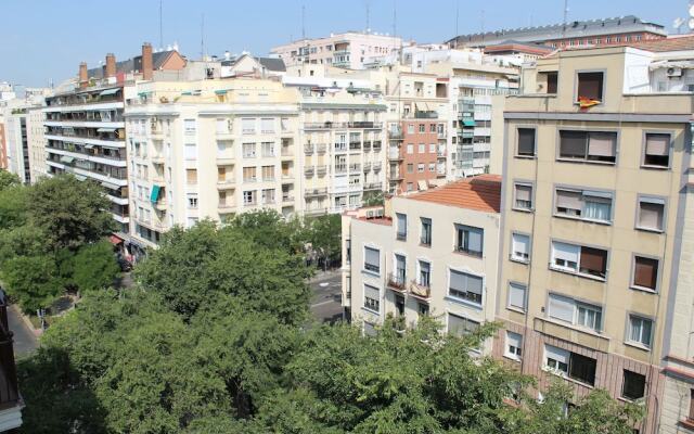 Апартаменты Hoom Apartments Juan Bravo вид на фасад