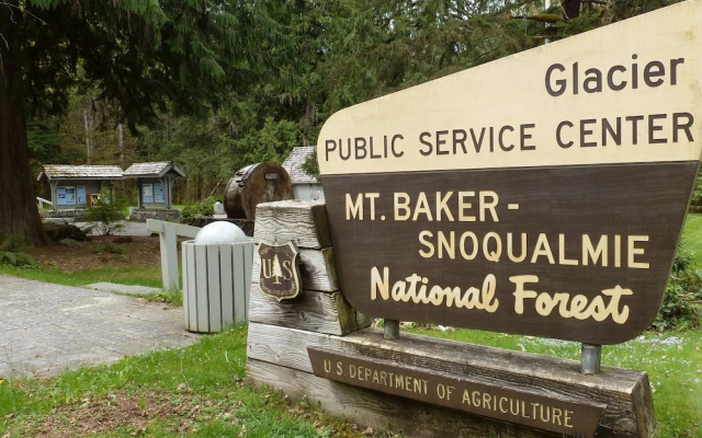 Silver Lake by Mt. Baker Lodging