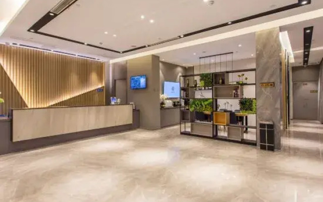 Homeinn Selected Hotel (Linyi Xianggang Road Airport International Convention and Exhibition Center)