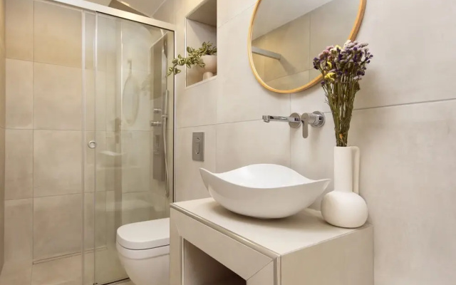 Alyria Sea Side Suites