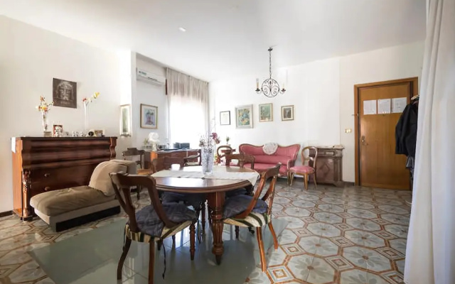 University B&B