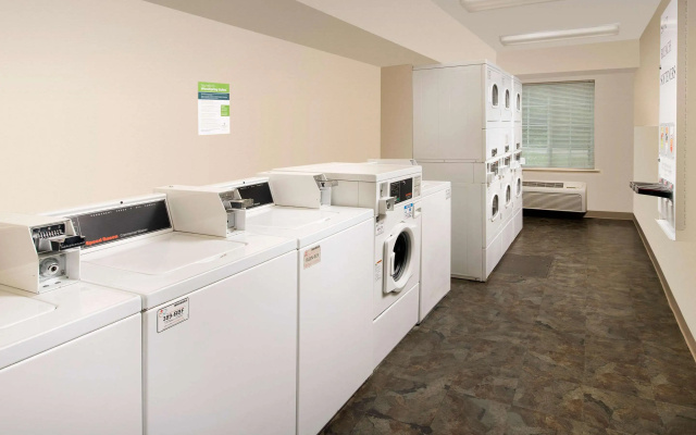 WoodSpring Suites Lebanon