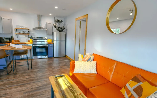 The Darmont Hotel and Suites