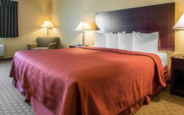 AmericInn by Wyndham Marshfield