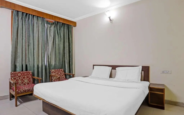 OYO 84081 Hotel Suhani Katra